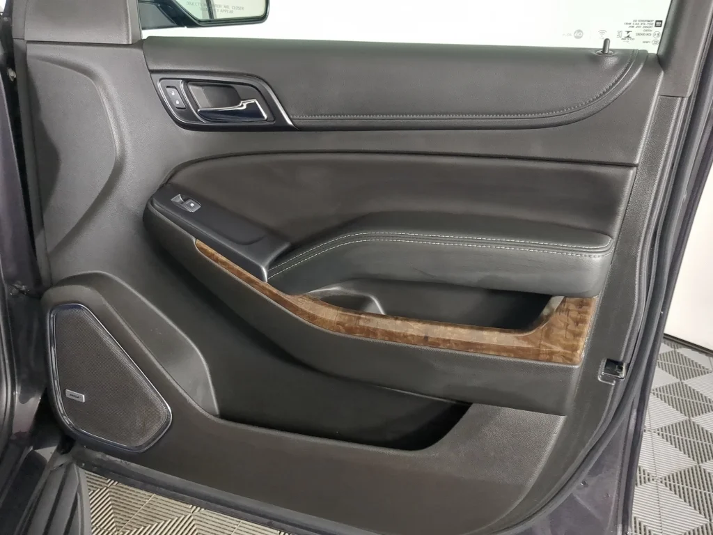 Used 2018 Tungsten Metallic Chevrolet LT image 21