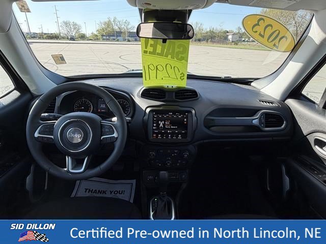 Used 2023 Slate Blue Pearlcoat Jeep Latitude image 18