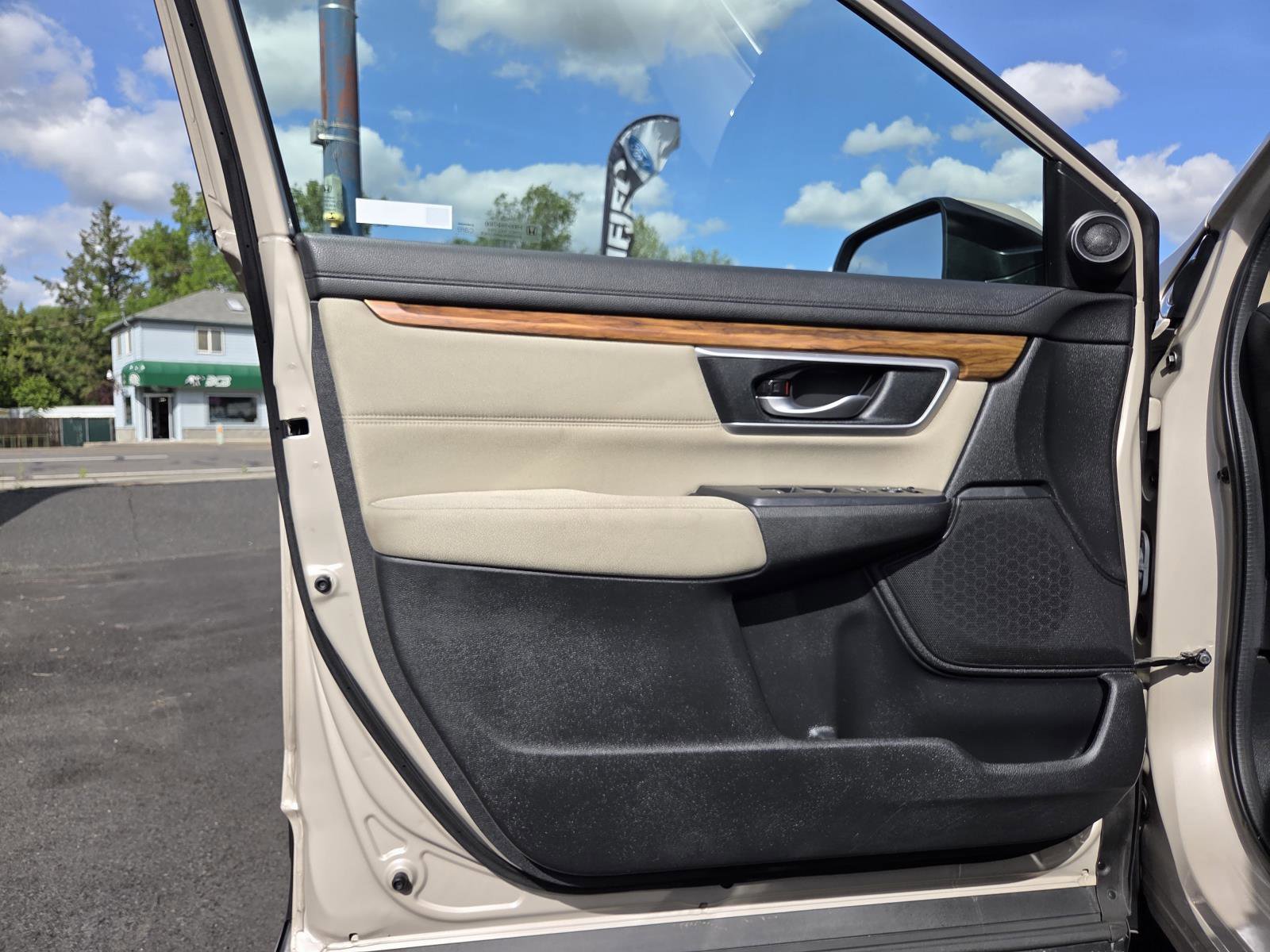 Used 2019 Sandstorm Metallic Honda EX image 12