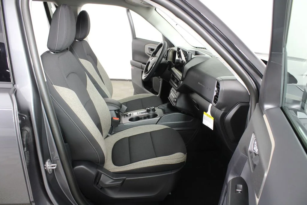New 2026 Carbonized Gray Metallic Ford Big Bend image 17