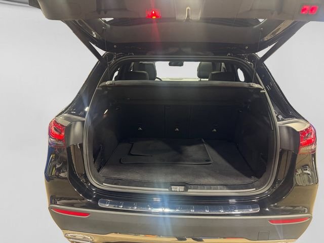 Certified Used 2022 Night Black Mercedes-Benz GLA 250 image 8