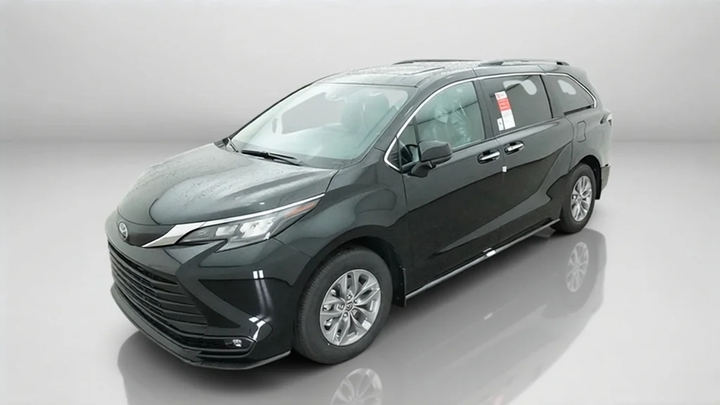 2026 Toyota Sienna XLE