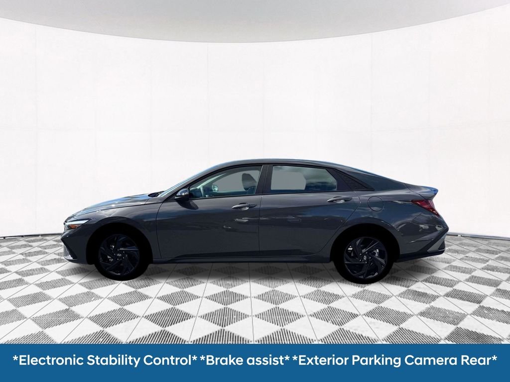 New 2026 Gray Hyundai SEL Sport image 4