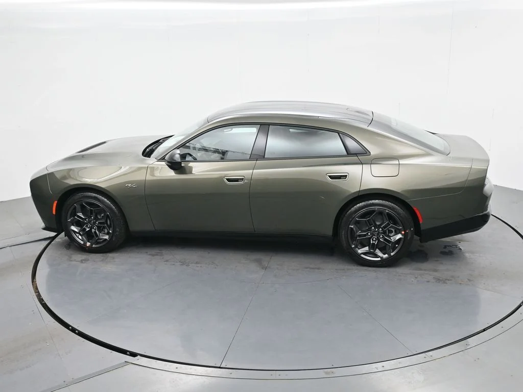 New 2026 Green Machine Exterior Paint Dodge R/T image 32
