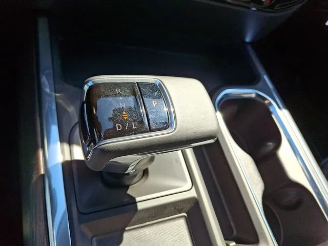 New 2026 Onyx Black GMC SLT image 14