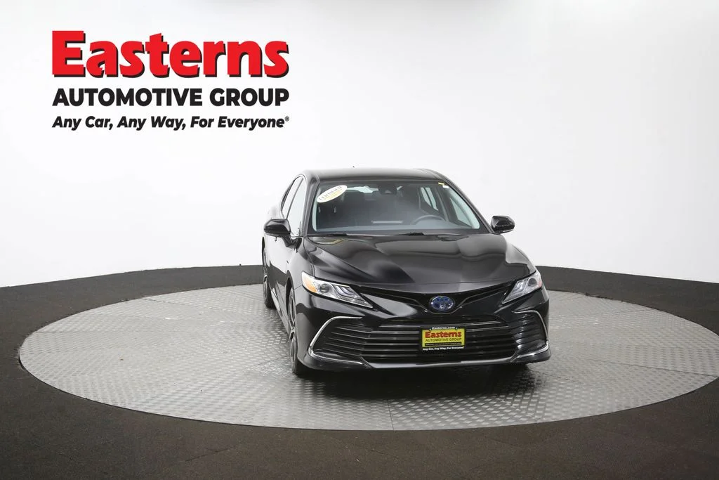 Used 2022 Black Toyota XLE image 51
