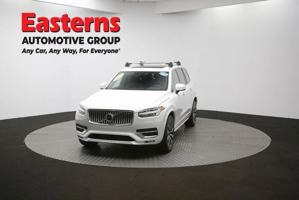 Used 2022 White Volvo T6 Inscription image 55