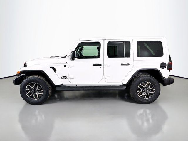 New 2026 Bright White Clear-Coat Exterior Paint Jeep Sahara image 4