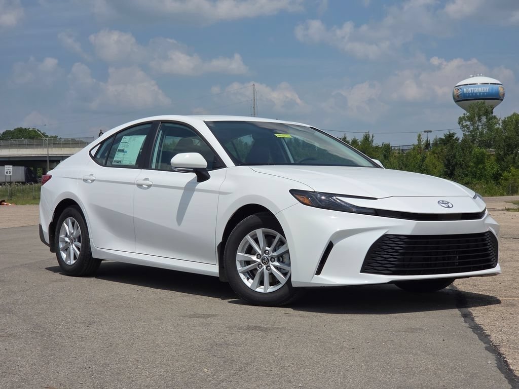 New 2026 Ice Cap Toyota LE image 2