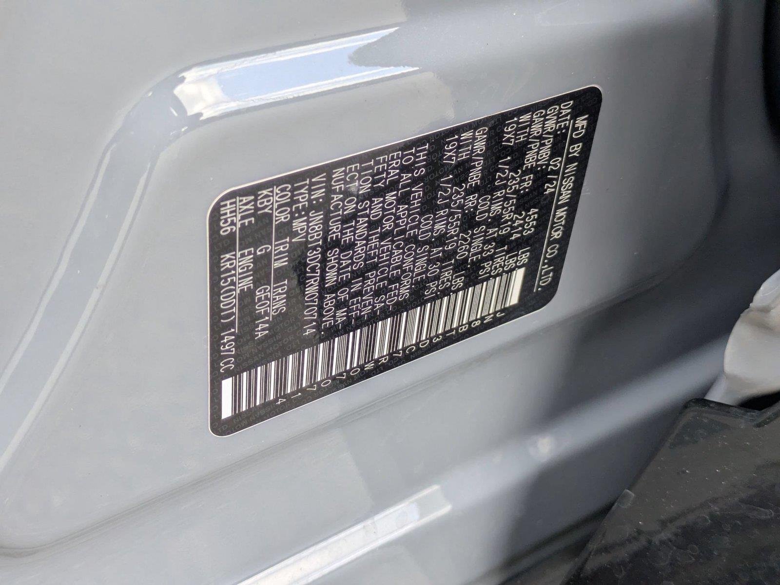 Used 2024 Boulder Gray Pearl Nissan Platinum image 39