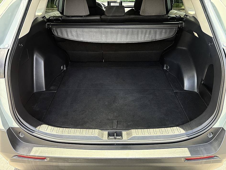 Used 2022 Lunar Rock Toyota XLE image 21
