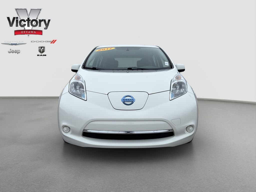 Used 2017 Nissan LEAF SV with VIN 1N4BZ0CP9HC309411 for sale in Ottawa, KS