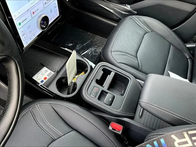 2025 Ford Mustang Mach-E Premium - Photo 22