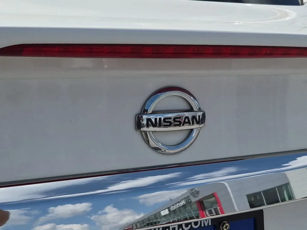 Used 2012 Aspen Ice Nissan 2.0 S image 19