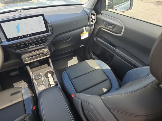 New 2026 Azure Gray Metallic Tri-Coat Ford Outer Banks® image 65
