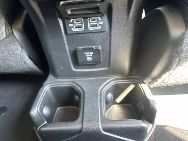 Used 2025 Black Jeep Sahara image 27