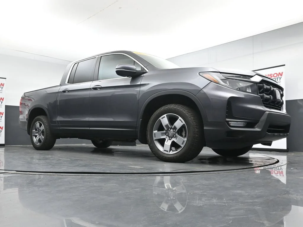 Used 2024  Honda RTL image 32