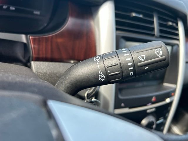 Used 2013 Gray Ford Limited image 23