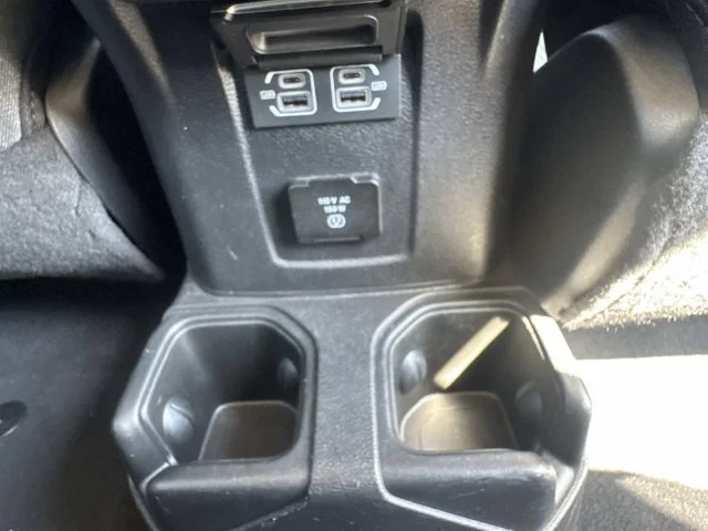 Used 2025 Black Jeep Sahara image 27