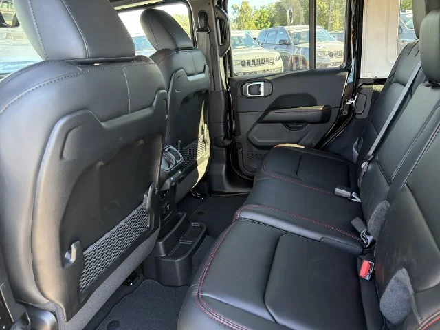 New 2027 Black Clear-Coat Paint Jeep Moab 392 image 17