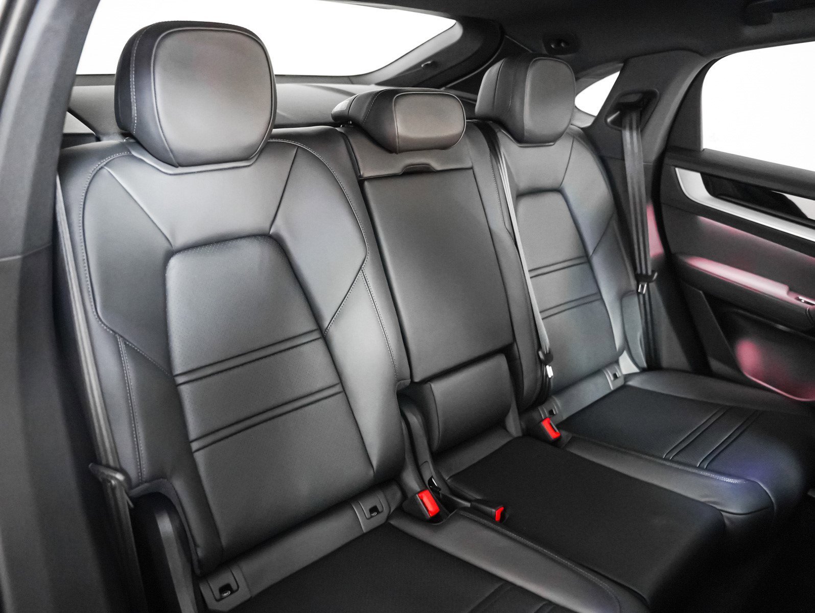 2026 Porsche Cayenne Coup S - Photo 6