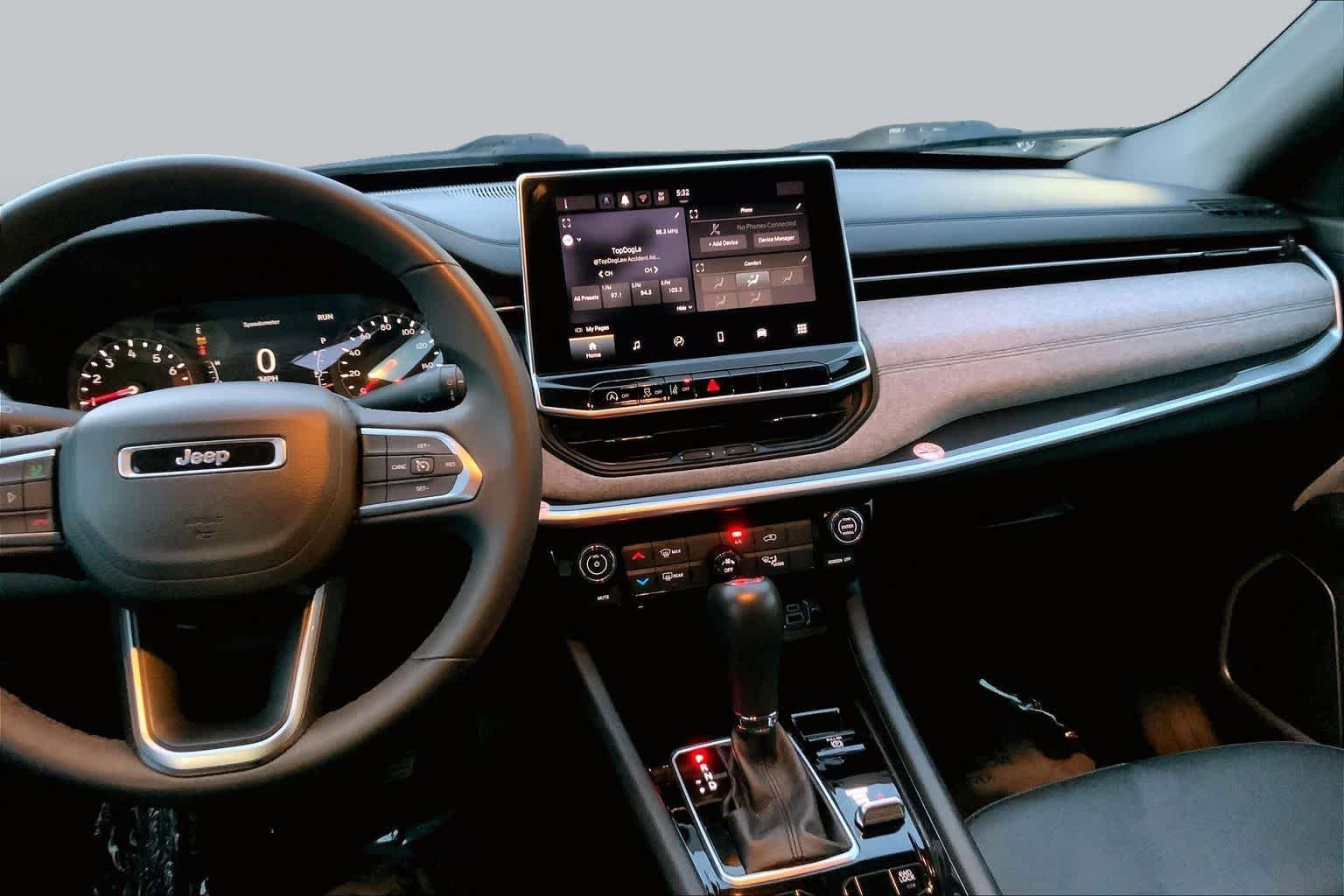 Used 2024 Bright White Clearcoat Jeep Latitude image 7