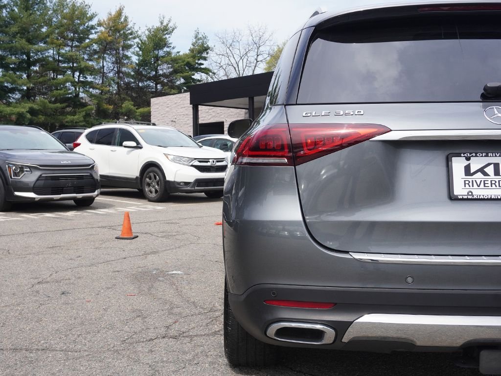 Used 2023 Gray Mercedes-Benz GLE 350 image 17