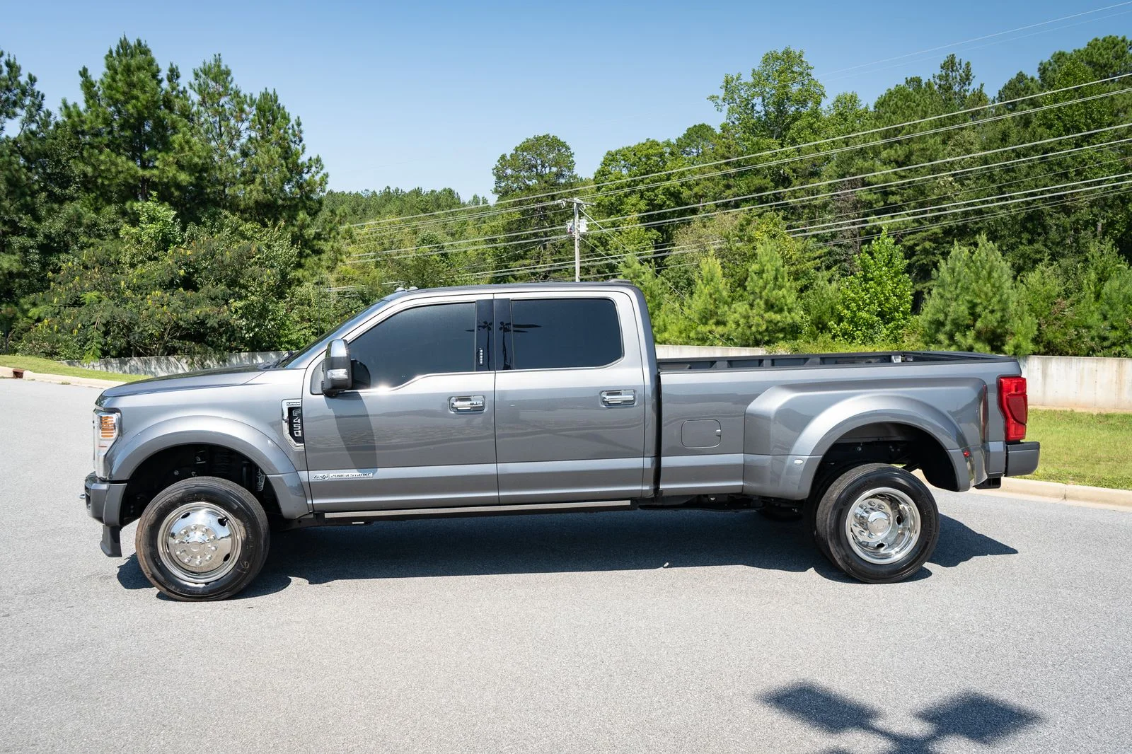 Used 2022 Gray Ford Platinum image 14