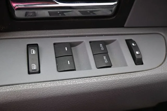 Used 2014 Tuxedo Black Metallic Ford XLT image 40