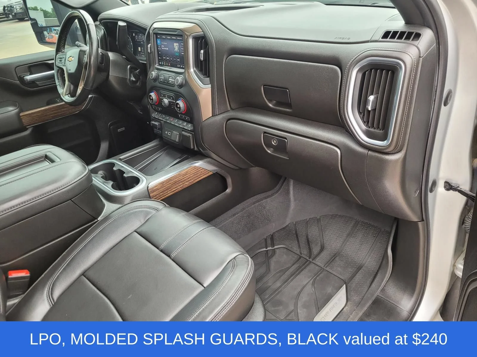 Used 2022 Silver Ice Metallic Chevrolet High Country image 11