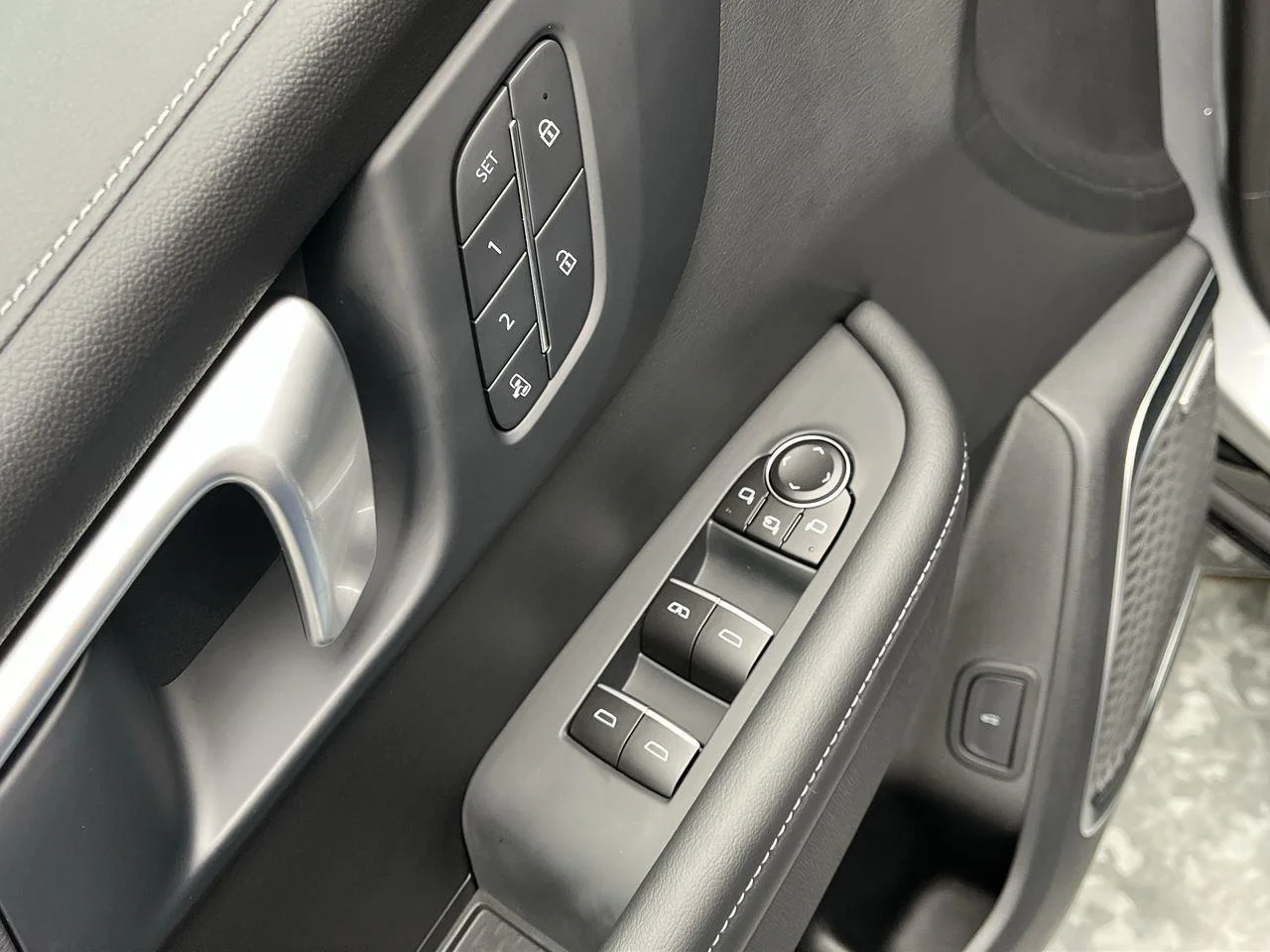 2026 Buick Enclave Sport Touring - Photo 7