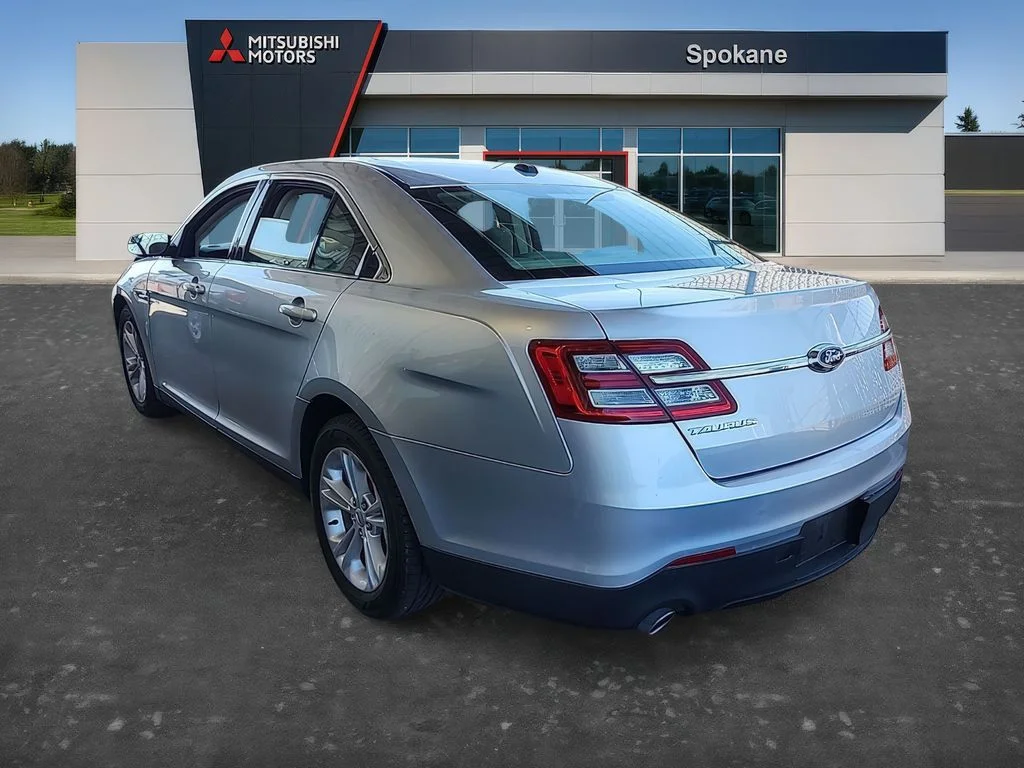 Used 2018 Ingot Silver Metallic Ford SE image 3