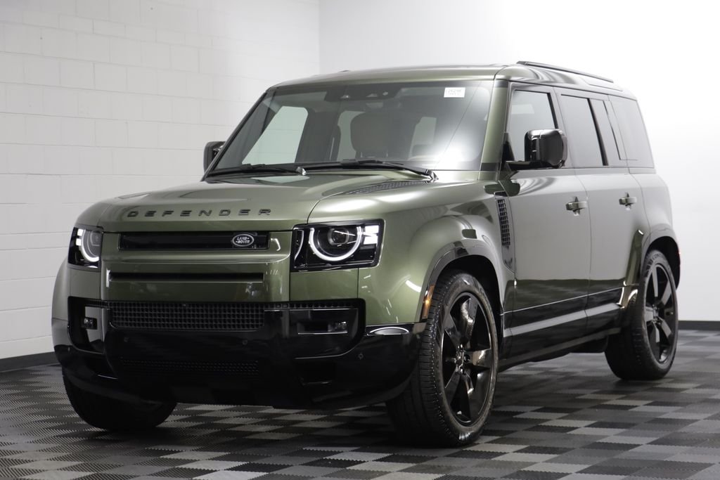 2026 Land Rover Defender 110 X-Dynamic SE P400's photo