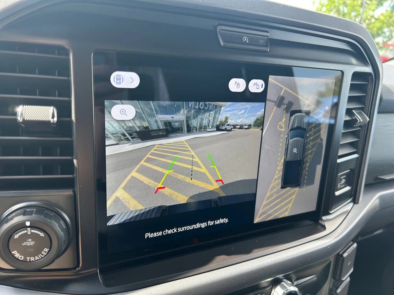 New 2026 Carbonized Grey Metallic Ford XLT image 25