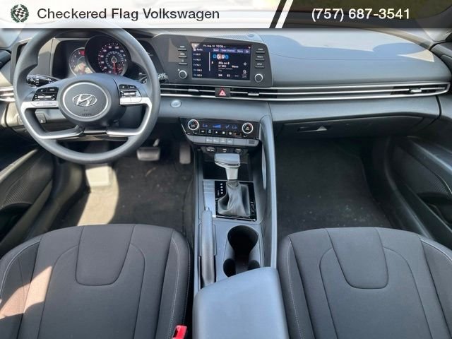 Used 2023 Ultimate Red Hyundai SEL image 27