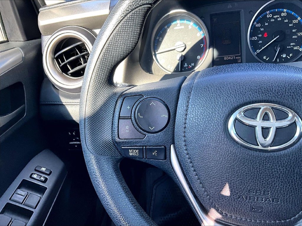 Used 2017 Silver Toyota LE image 23