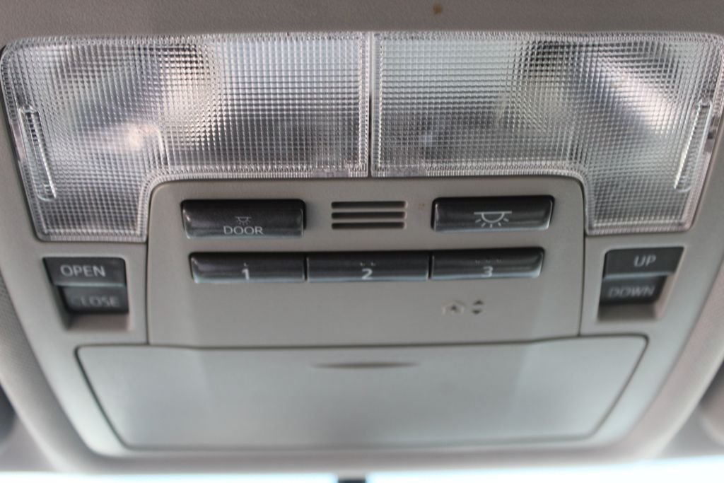 Used 2014 Gray Toyota Limited image 26