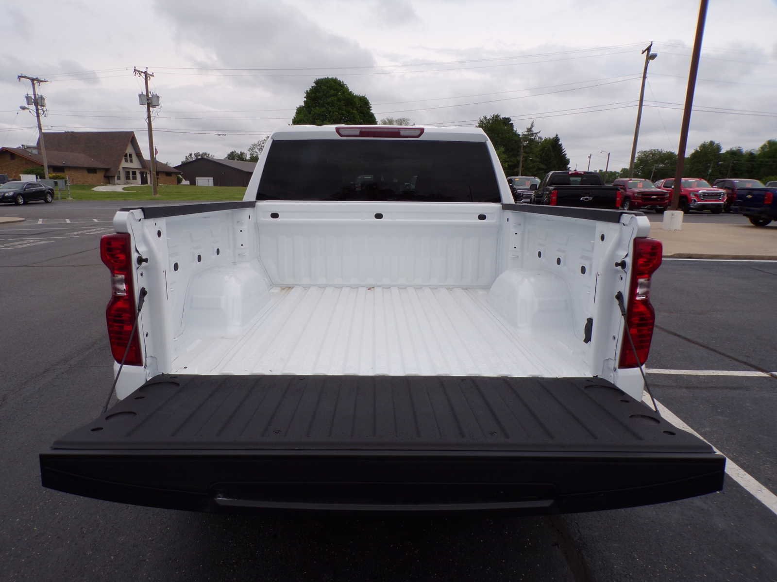 2024 Chevrolet Silverado 1500 Custom - Photo 11