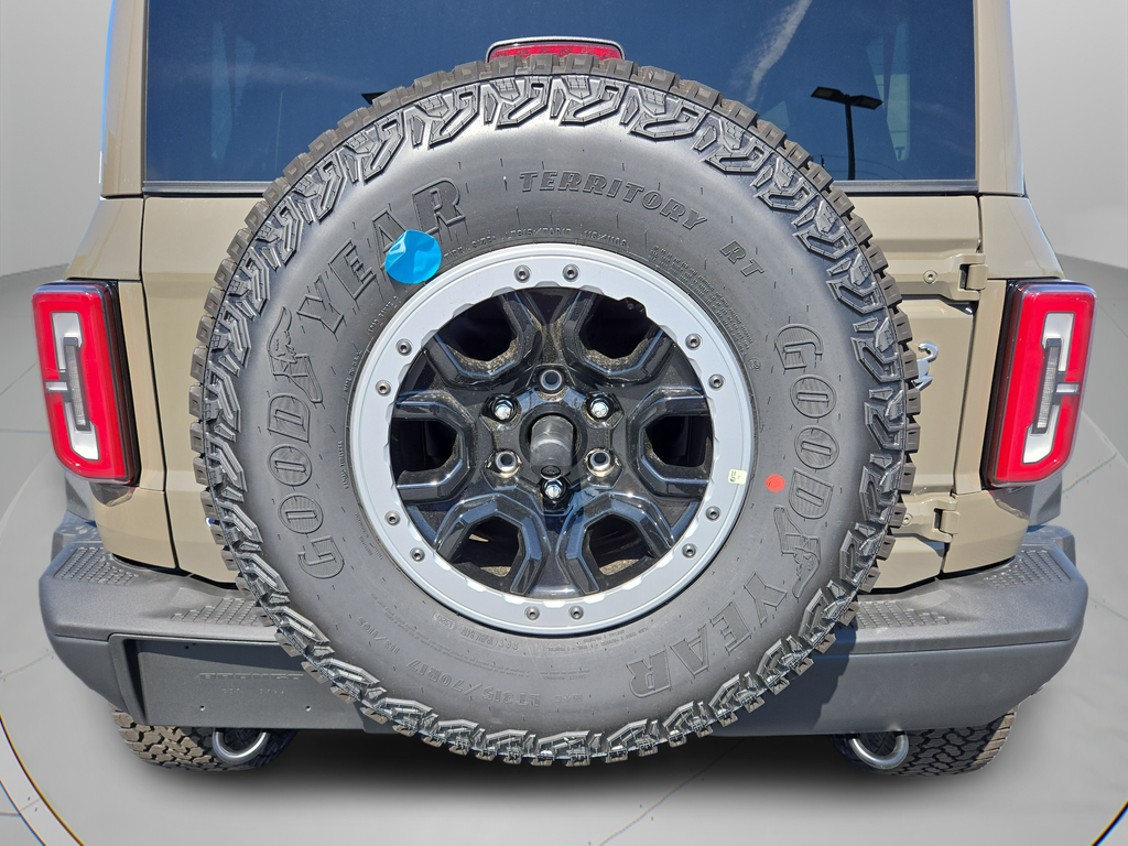 New 2026 Marsh Gray Ford Badlands® image 27