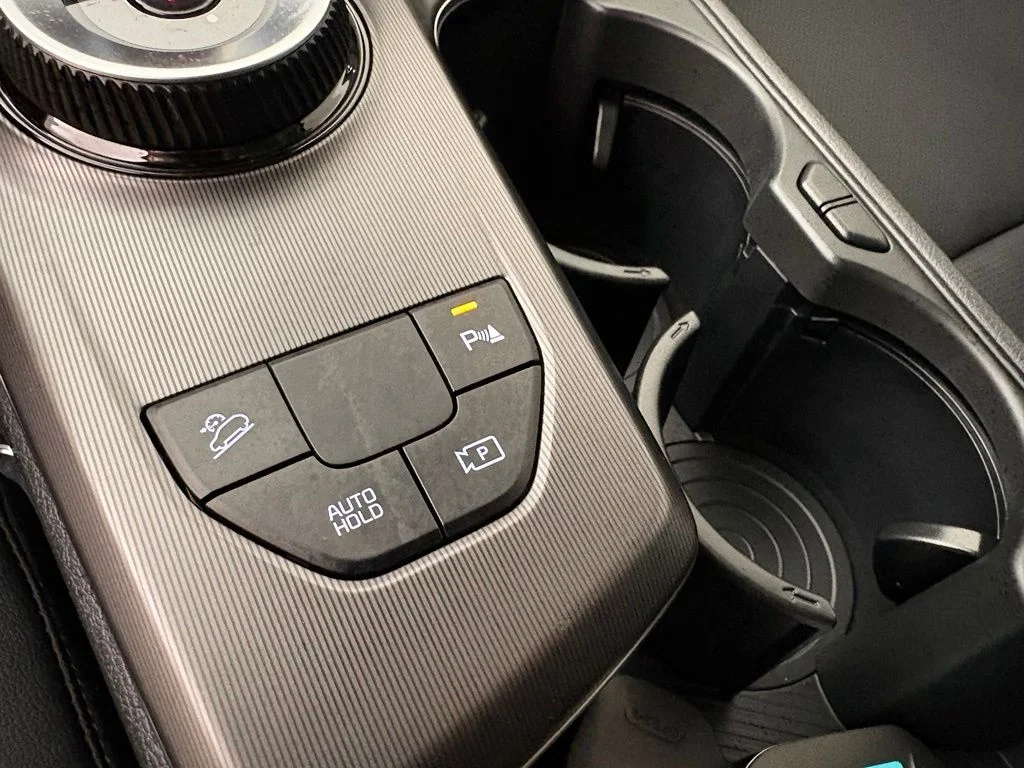 New 2027 White Kia EX image 34