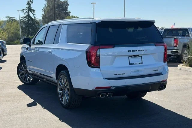 New 2026 Glacier White Tricoat GMC Denali Ultimate image 8