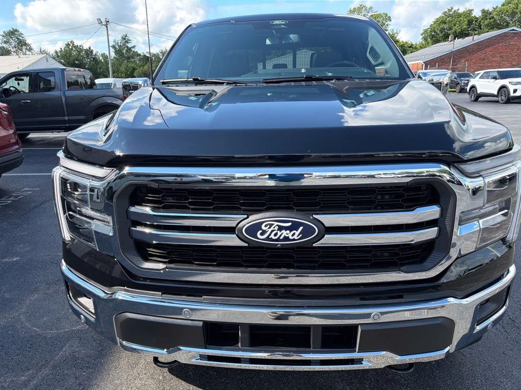 New 2026 Agate Black Metallic Ford Lariat® image 7