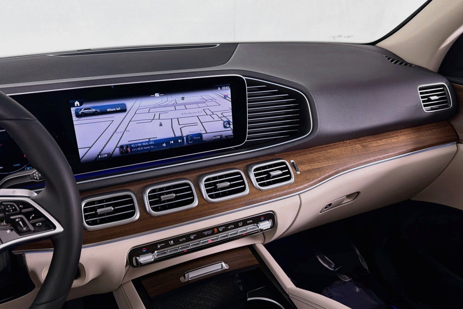 New 2026 Polar White Mercedes-Benz GLE 350 4MATIC® SUV image 19