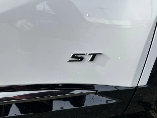 New 2026 Summit White Buick Sport Touring image 33
