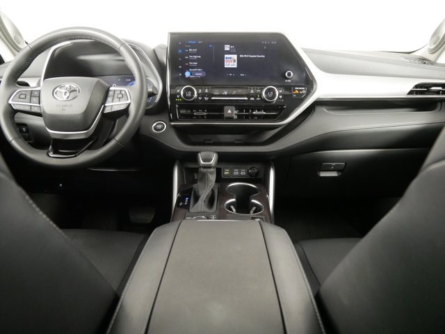 Certified Used 2024 Ruby Flare Pearl Toyota Platinum image 20
