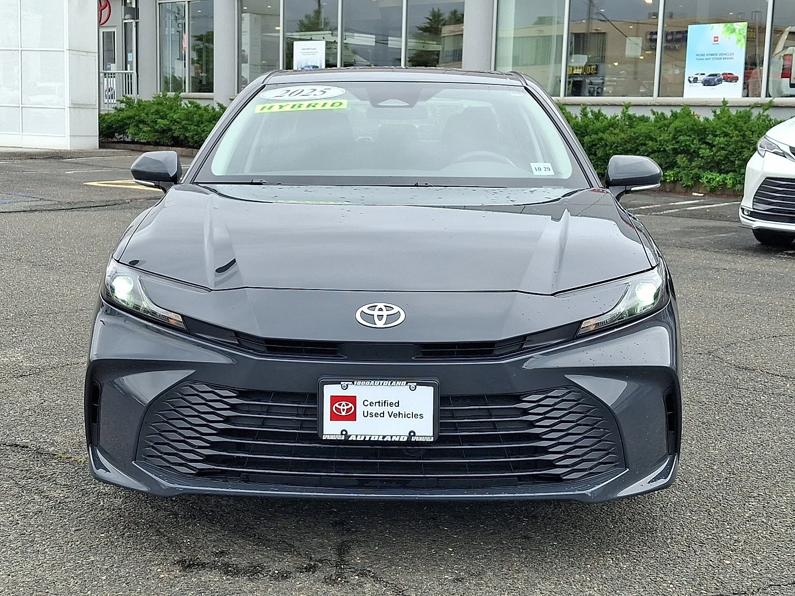 Used 2025 Underground - 1L7 Toyota LE image 2
