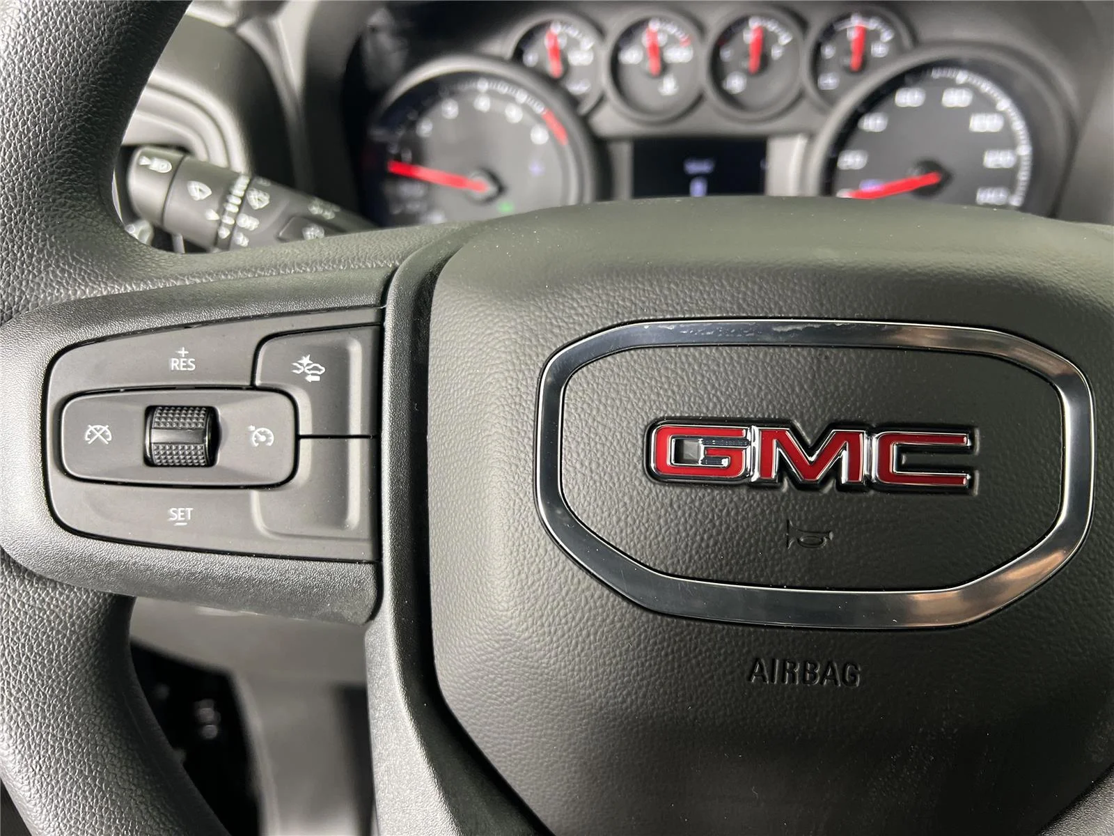 New 2026 Onyx Black GMC Pro image 27