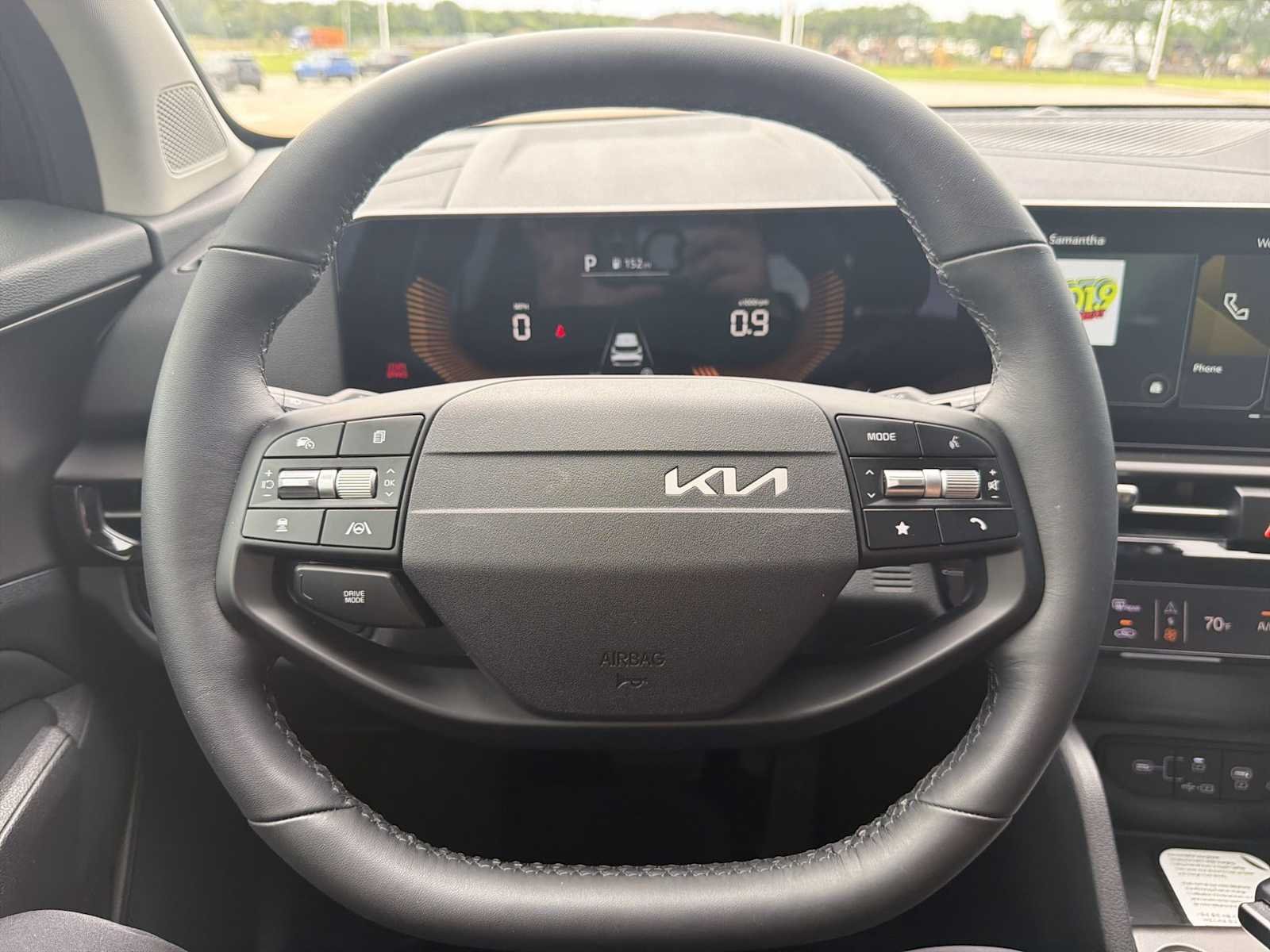 2026 Kia Sportage EX - Photo 12
