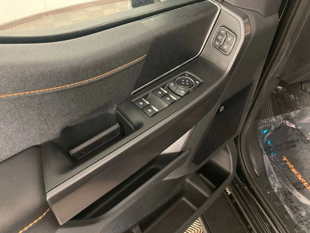 New 2025 Agate Black Metallic Ford Tremor® image 12