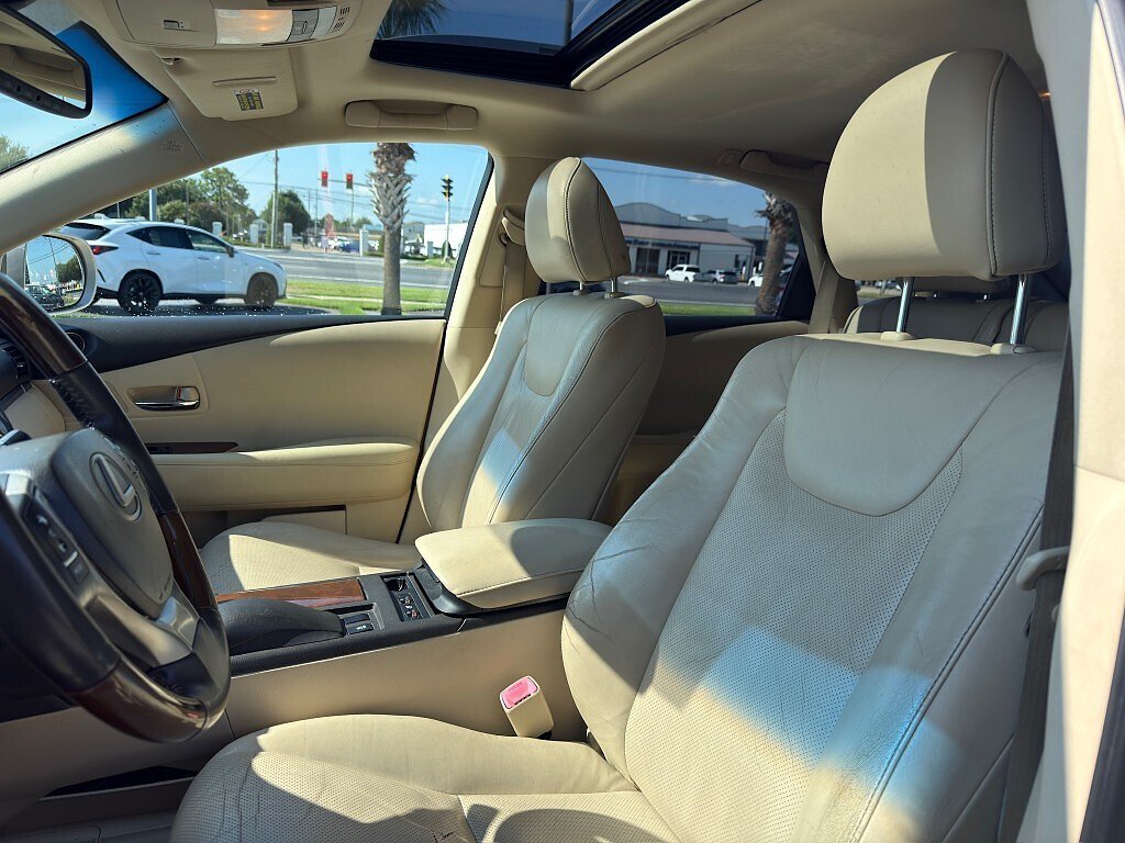 Used 2014 BEIGE Lexus 4dr SUV image 10